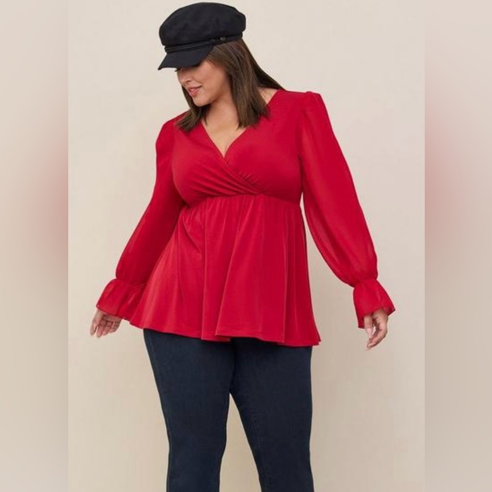 NWOT Babydoll Studio Knit Chiffon Sleeves Surplice Red Torrid Top size 4 (26/28)